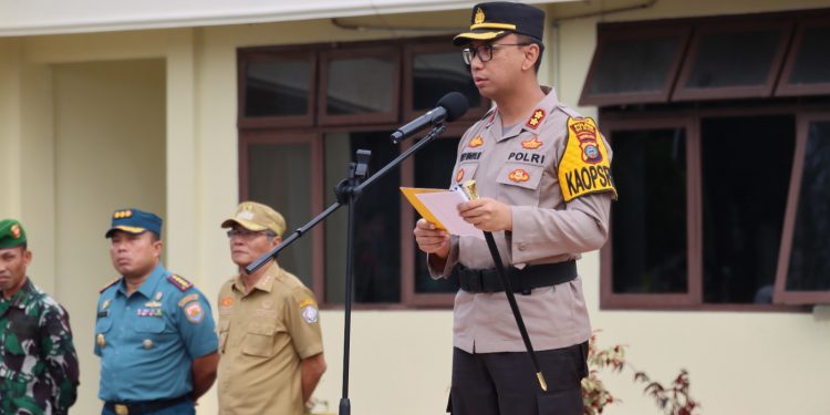 Kapolres Nias Selatan  AKBP Boney Wahyu Wicaksono, Sik Pimpin Apel Gelar Pasukan Operasi Zebra Toba 2023