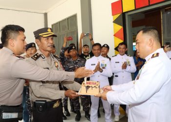 SURPRISE BUAT TNI,DARI POLRES NIAS SELATAN DALAM RANGKA HUT TNI KE – 78